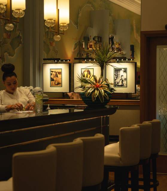 Bar & Lounge Antibes · Hôtel Belles-Rives Juan-Les-Pins