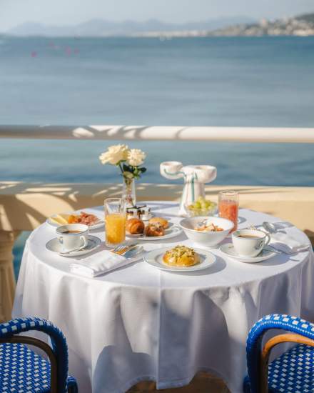 Hôtel Belles Rives Juan-Les-Pins · Hôtel 5 étoiles Cap d’Antibes